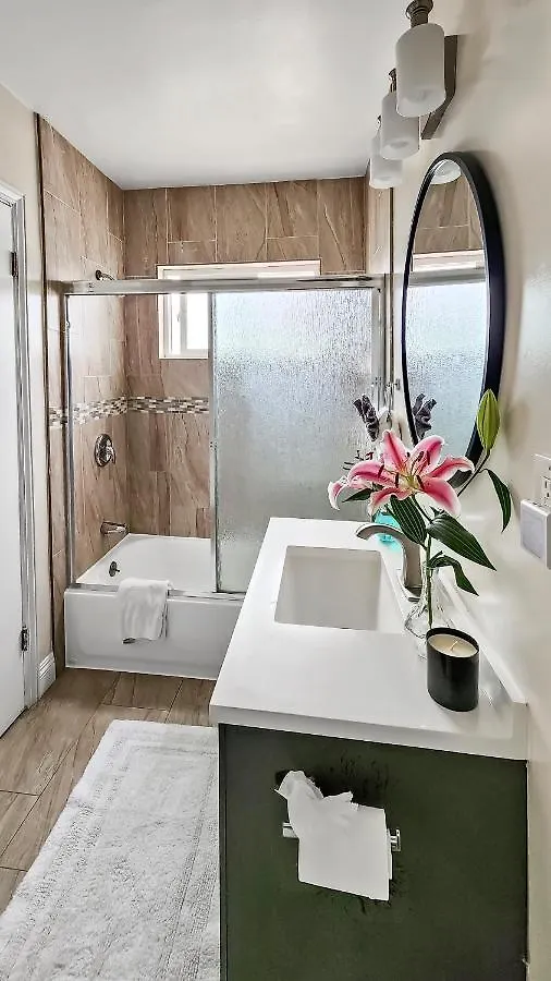 Studio Mins To Culver City Downtown, Sony & Venice Los Angeles Apartment