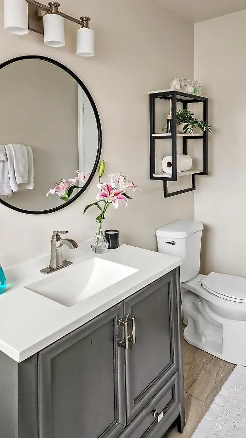 Studio Mins To Culver City Downtown, Sony & Venice Los Angeles 0*,  United States
